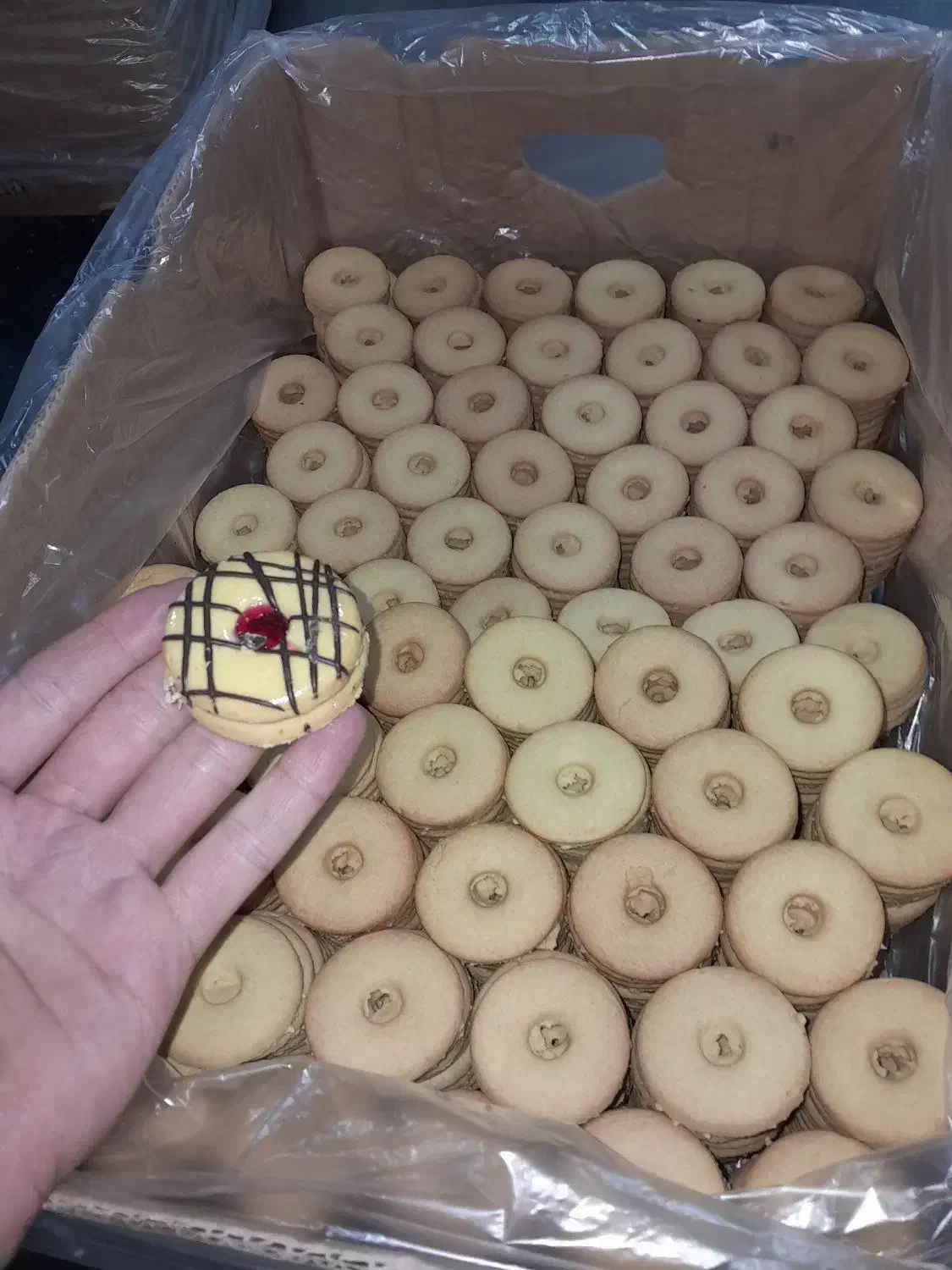 نان مربایی مخصوص قنادی ها|خوردنی و آشامیدنی|اراک, |دیوار