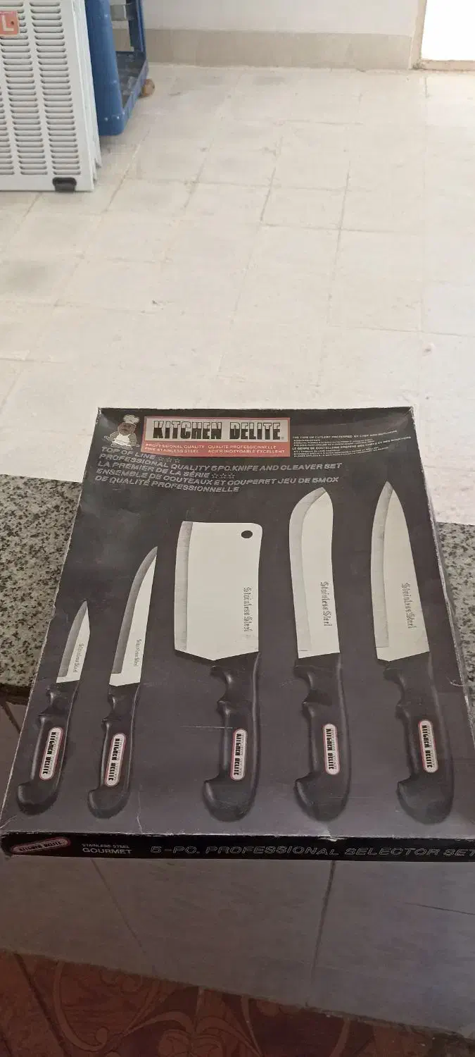 چاقو آشپز خانه نو|ظروف پخت‌وپز|سبزوار, شرق کال جنوبی (شمس آبادی)|دیوار