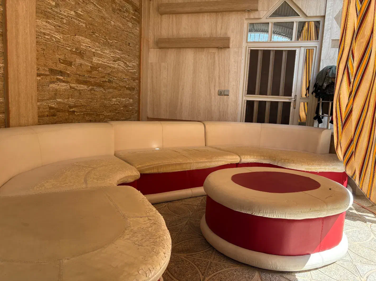 مبل اسپرت گرد|مبلمان خانگی و میز عسلی|شهرضا, |دیوار