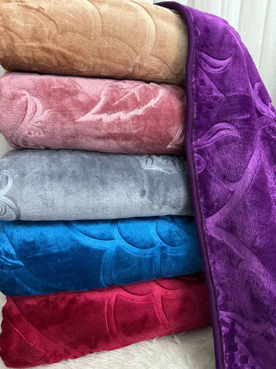 پتو تک ودونفره|رختخواب، بالش، پتو|ساوه, |دیوار