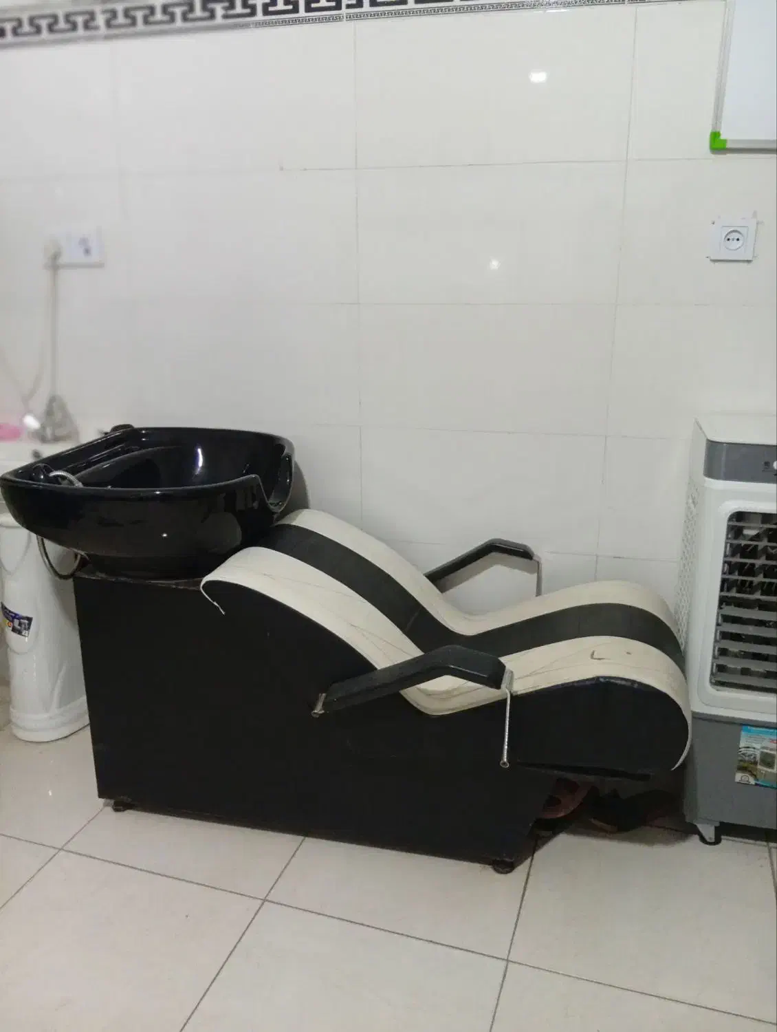 صندلی و وسایل سالن زیبایی|آرایشگاه و سالن‌های زیبایی|پاکدشت, حصار امیر|دیوار