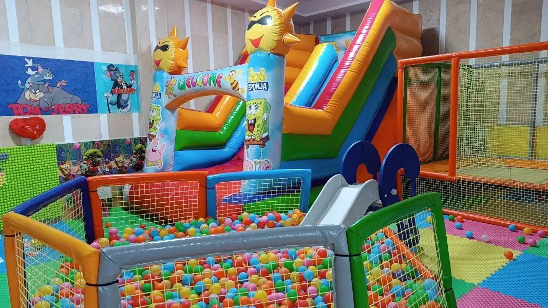 استخدام مربی کودک در پردیس فاز ۲ برای خانه بازی|استخدام آموزشی|پردیس, فاز ۲|دیوار