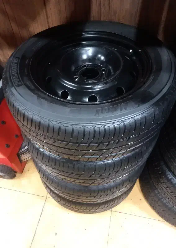 4 عدد رینگ 15 با لاسیتک 205 خارجی MATRAX درحد اک|قطعات یدکی و لوازم جانبی|اهواز, شهرک حفاری|دیوار