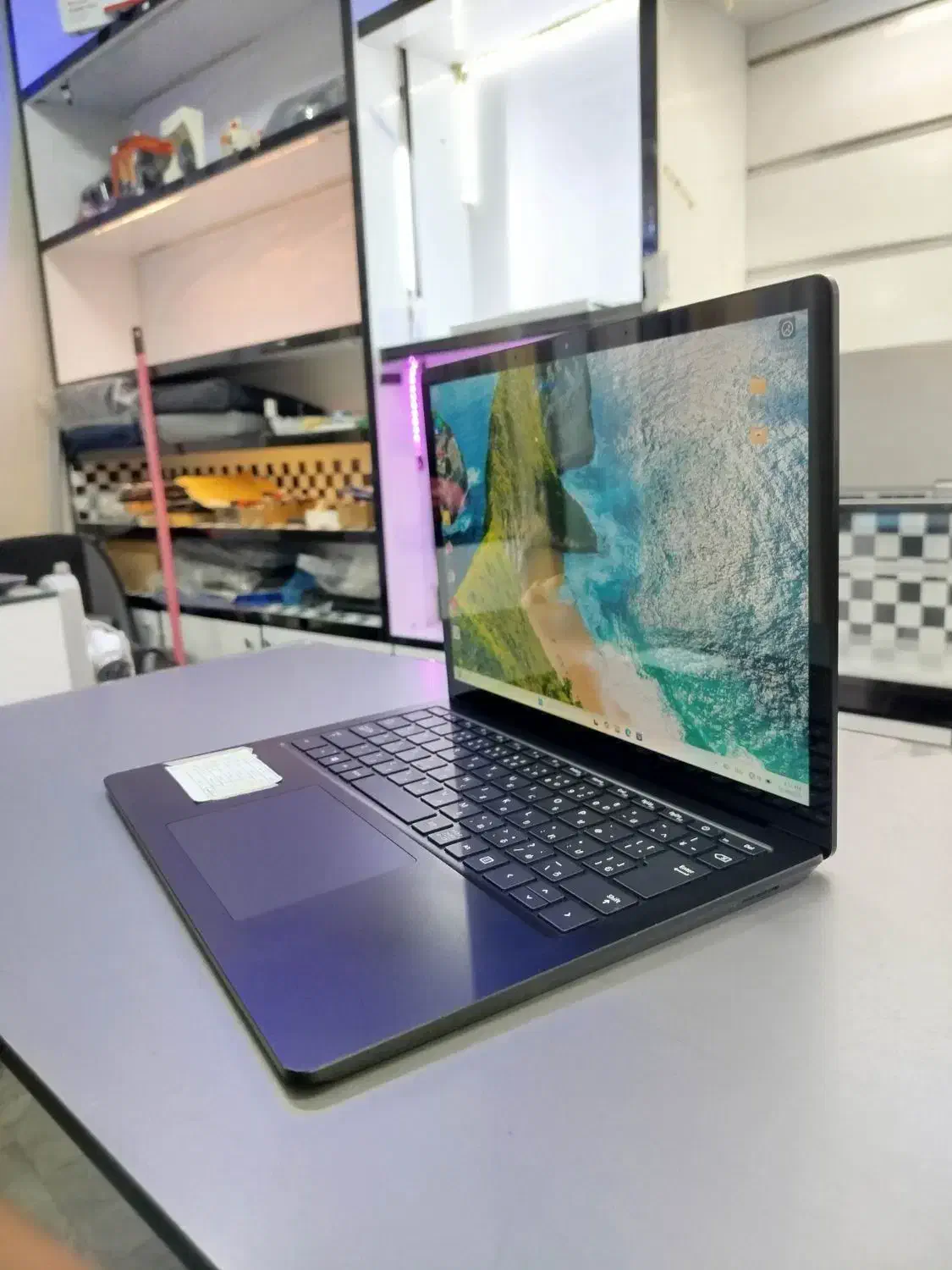 شاهکارسبک‌وباریکsurface  ای۷،رم۱۶،هارد۵۱۲،تاچ۲k|رایانه همراه|قم, صفائیه|دیوار