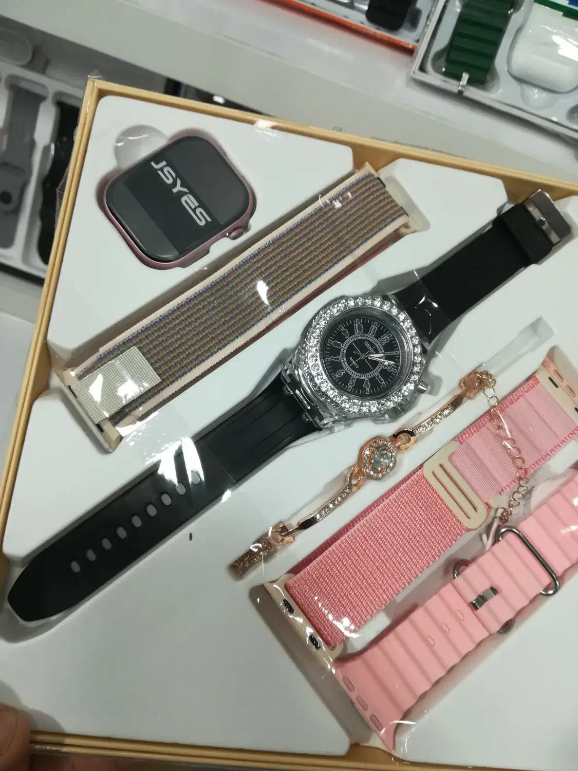 ساعت هوشمند و ایرپاد|ساعت|شیراز, رازی|دیوار