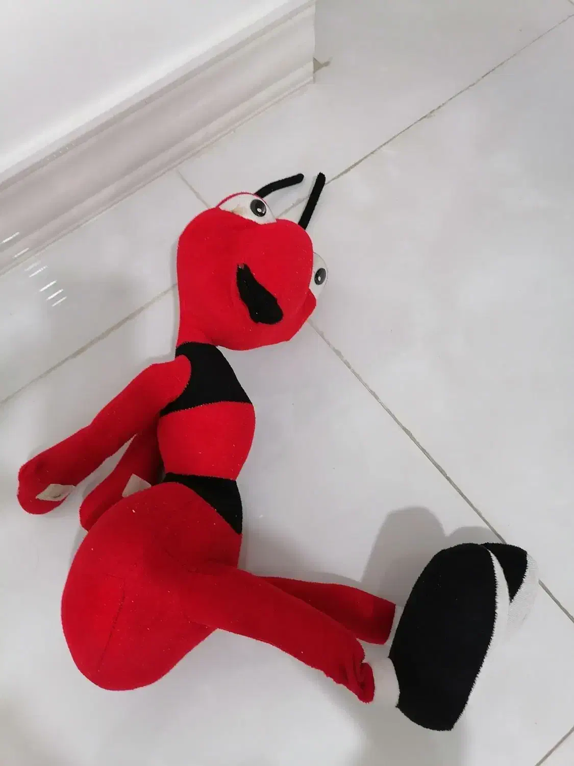 عروسک|اسباببازی بچه|گرگان, |دیوار