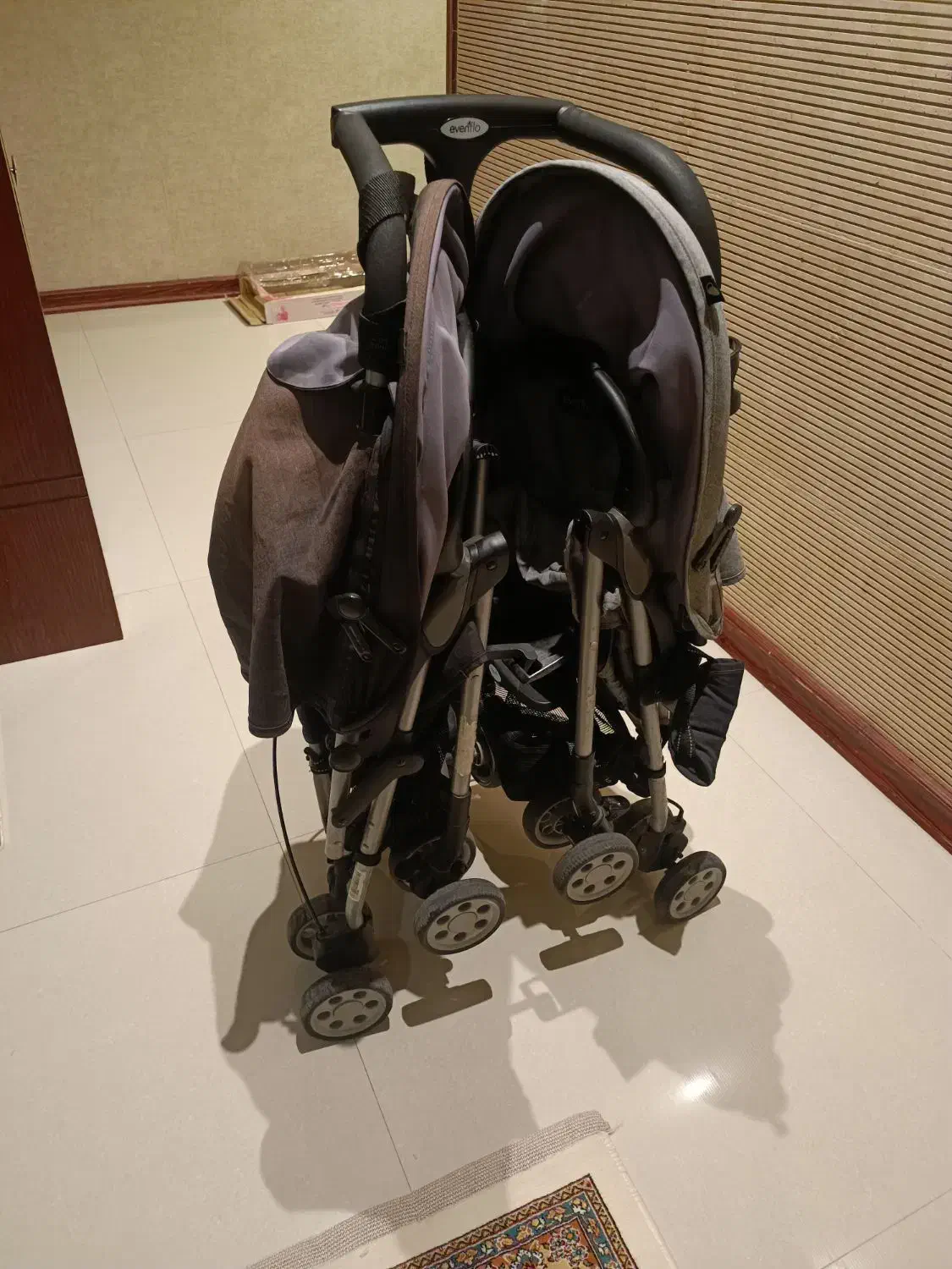 کالسکه دوقلو خارجی evenflo کاملا سالم، نوع سبک|کالسکه و لوازم جانبی|مشهد, هفت تیر (آب و برق)|دیوار
