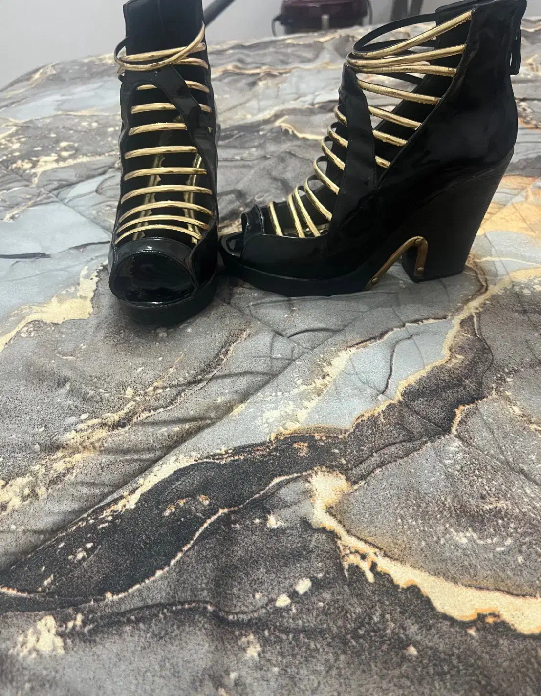 کفش مجلسی|کیف، کفش، کمربند|تربتحیدریه, شهدا|دیوار