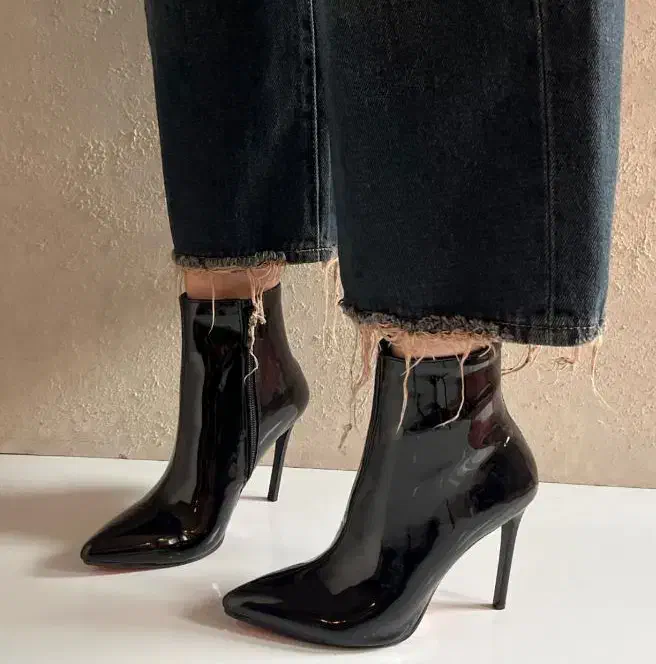 کفش|کیف، کفش، کمربند|یزد, |دیوار