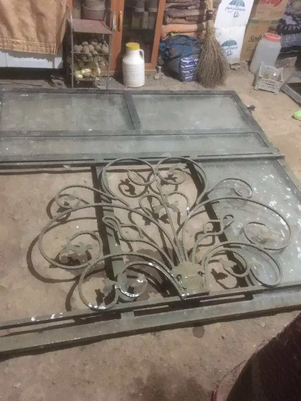 پنجره فلزی|مصالح و تجهیزات ساختمان|زاویه, |دیوار