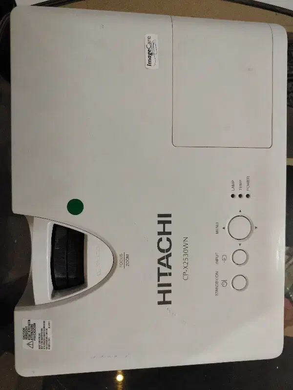 ویدیو پرژکتور هیتاچی|تلویزیون و پروژکتور|اصفهان, مفتح|دیوار