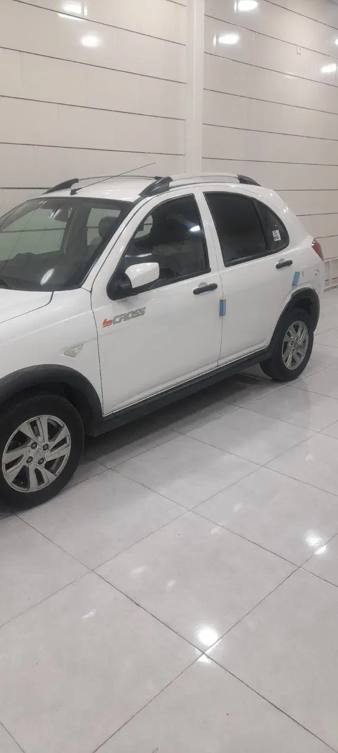 کوئیک ۱۴۰۰|خودرو سواری و وانت|بروجرد, |دیوار