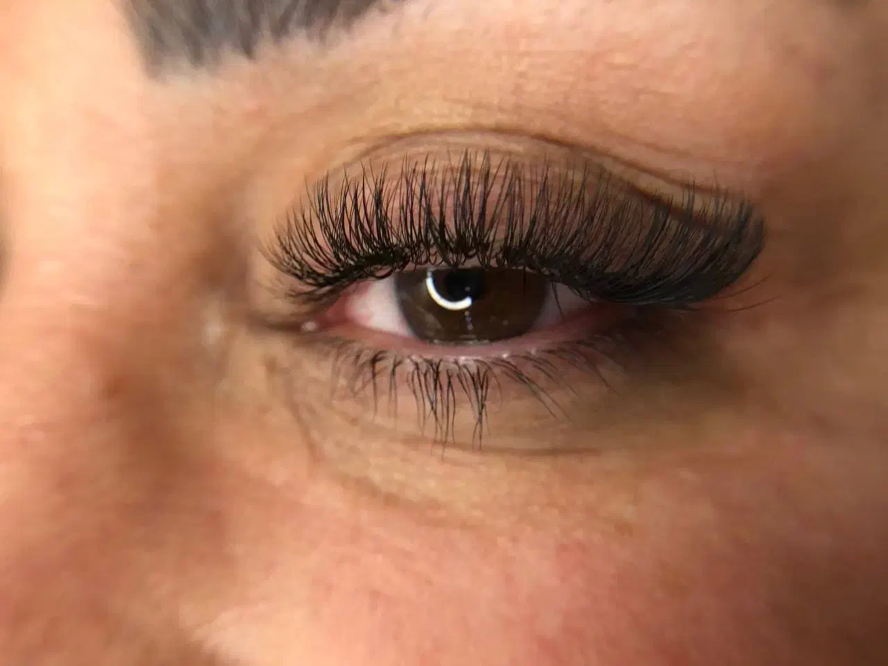 کاشت مژه با تخفیف یلدایی|خدمات آرایشگری و زیبایی|لاهیجان, یوسف آباد|دیوار