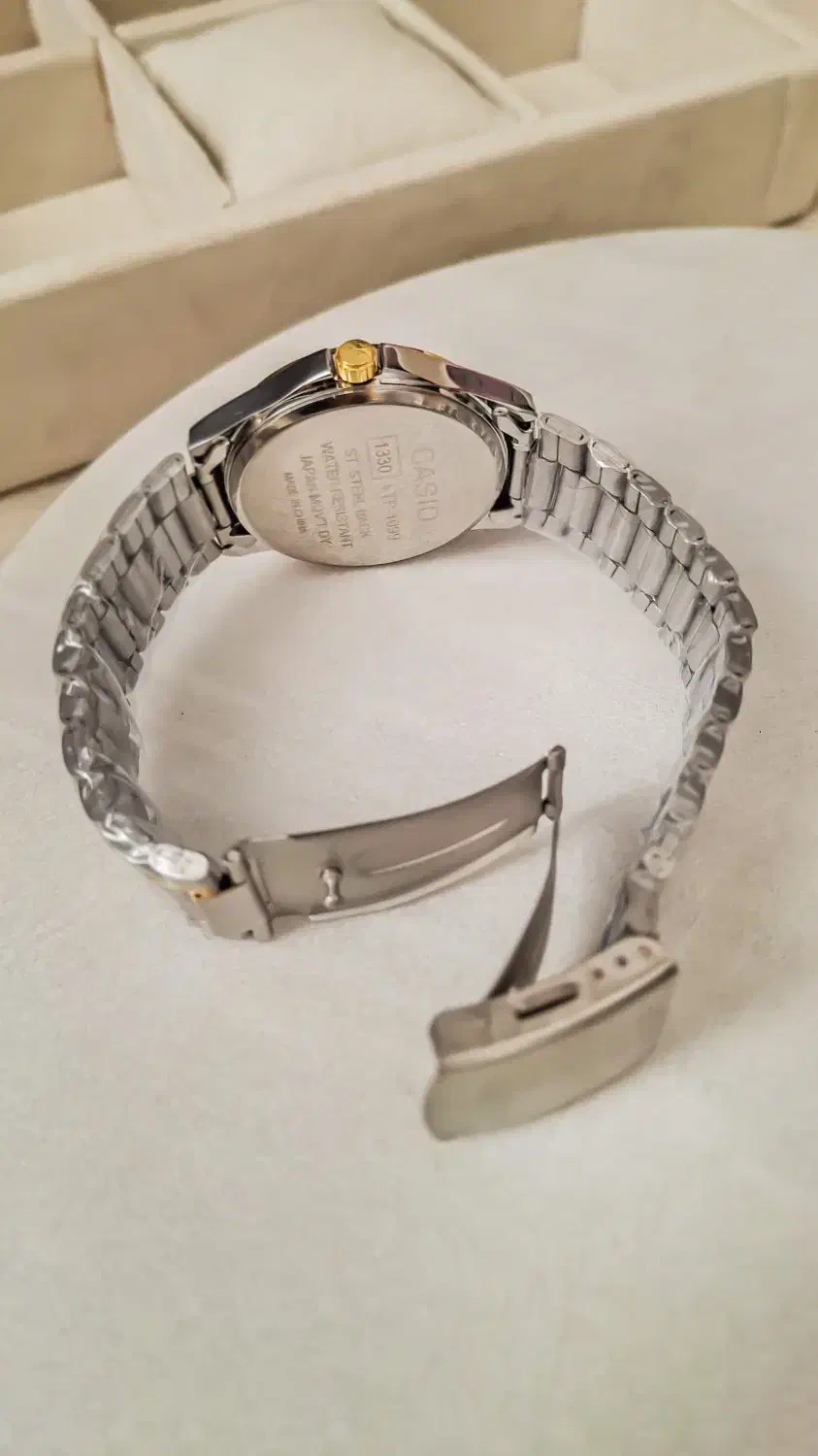 کاسیوکلاسیک مردانه صفحه سفید و ص مشکی|ساعت|بوژگان, |دیوار