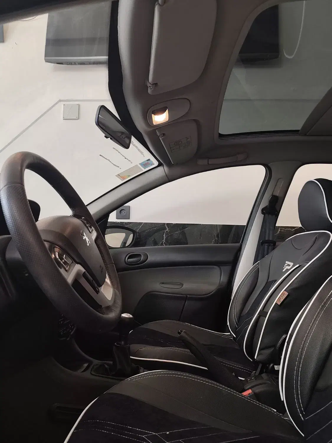 207پانا مدل 1402|خودرو سواری و وانت|مشهد, مصلی (کارمندان اول)|دیوار