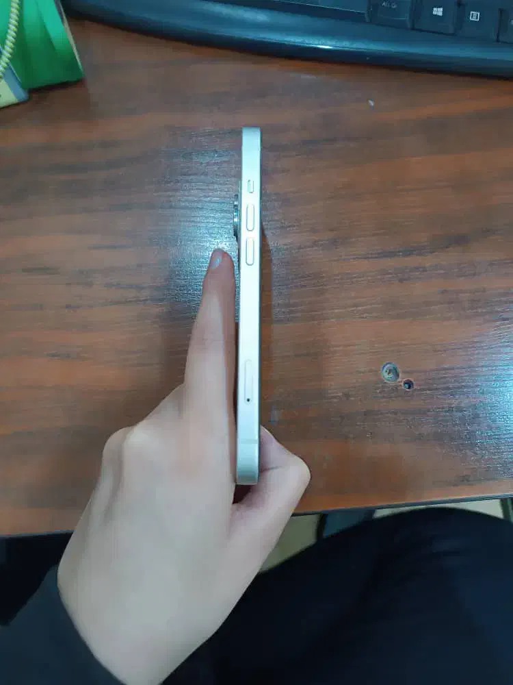 ایفون ۱۳|موبایل|قم, آذر (نکویی)|دیوار