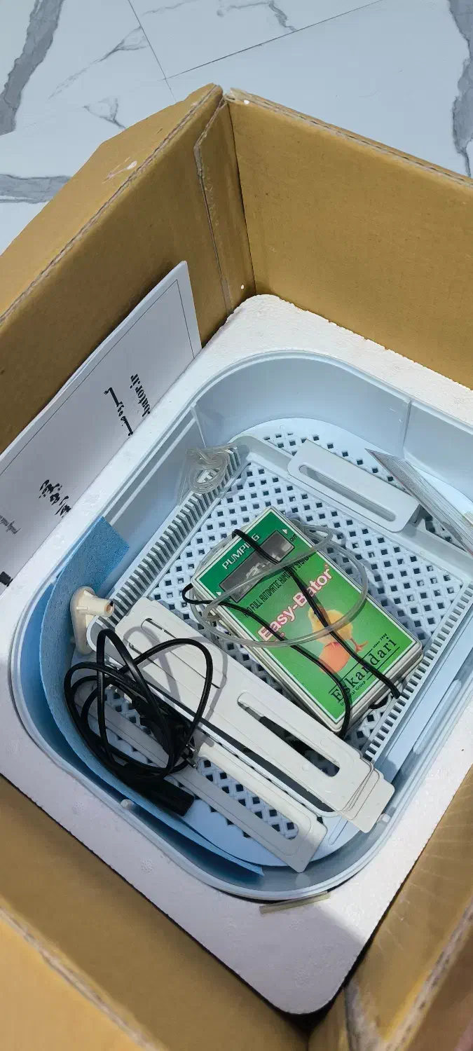 دستگاه جوجه کشی ایزی باتور 6 ظرفیت 12عددی|لوازم جانبی حیوانات|کرج, ساسانی (قلمستان)|دیوار