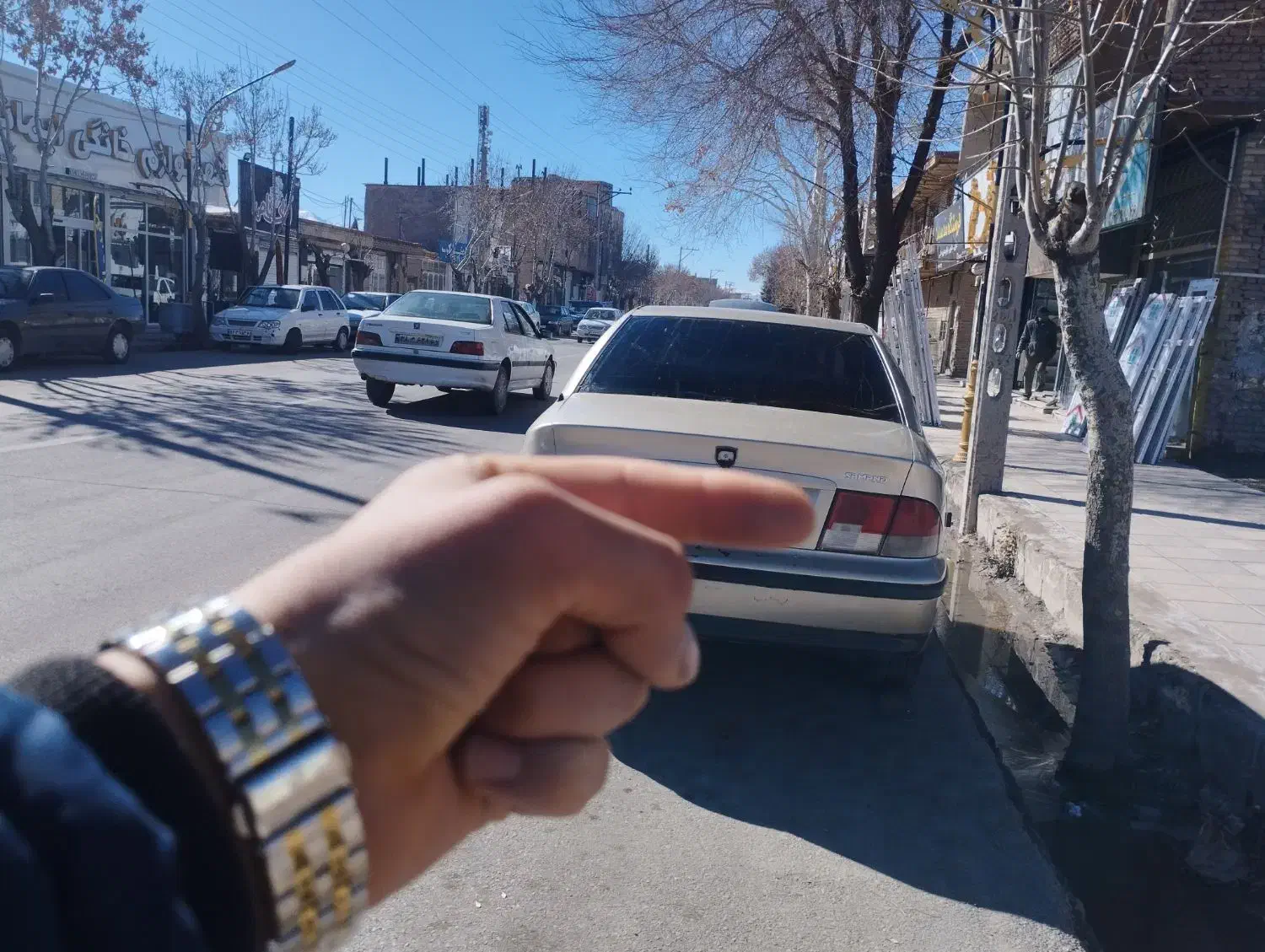 سمند مدل ۸۲|خودرو سواری و وانت|بردسیر, |دیوار