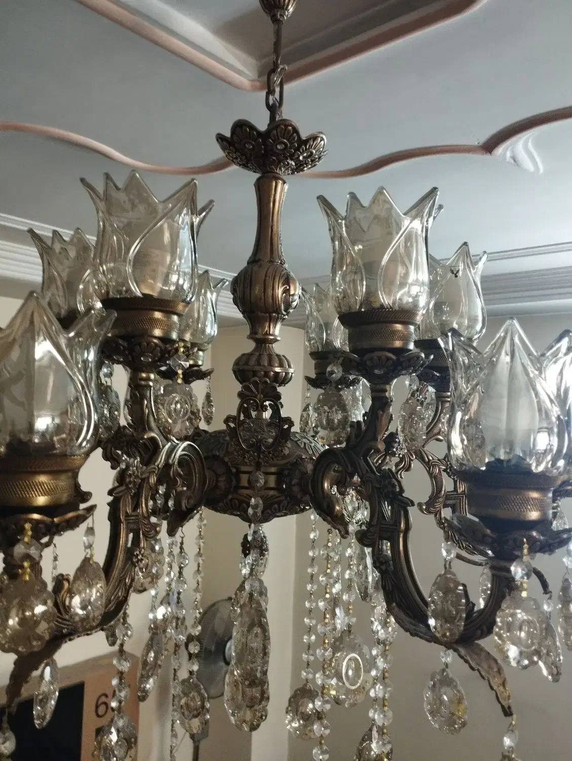 لوستر برنز ۶ شاخه دوبل|لوستر و چراغ آویز|چهاردانگه (تهران), |دیوار