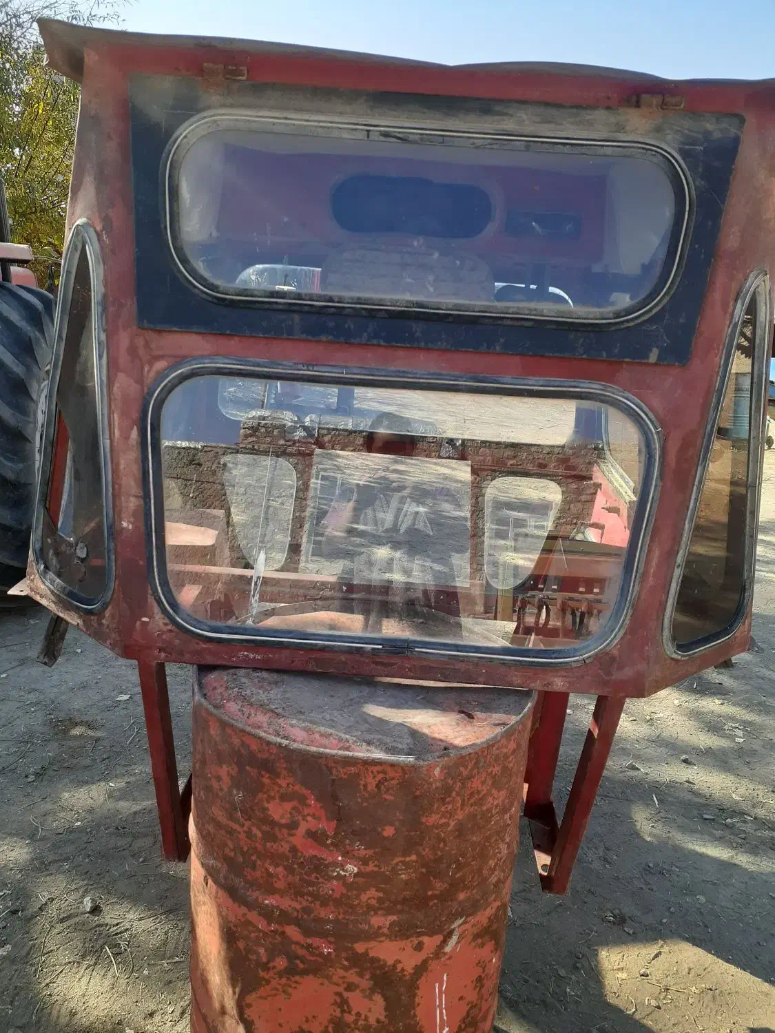 اتاق تراکتور 285|قطعات یدکی و لوازم جانبی|ارشق, |دیوار