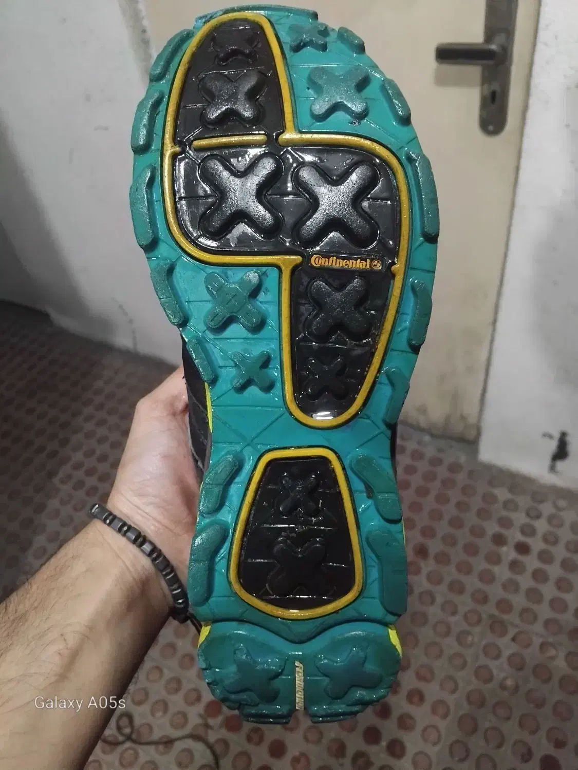 کتونی آدیداس اورجینال مخصوص رانینگ|کیف، کفش، کمربند|رشت, دیلمان|دیوار