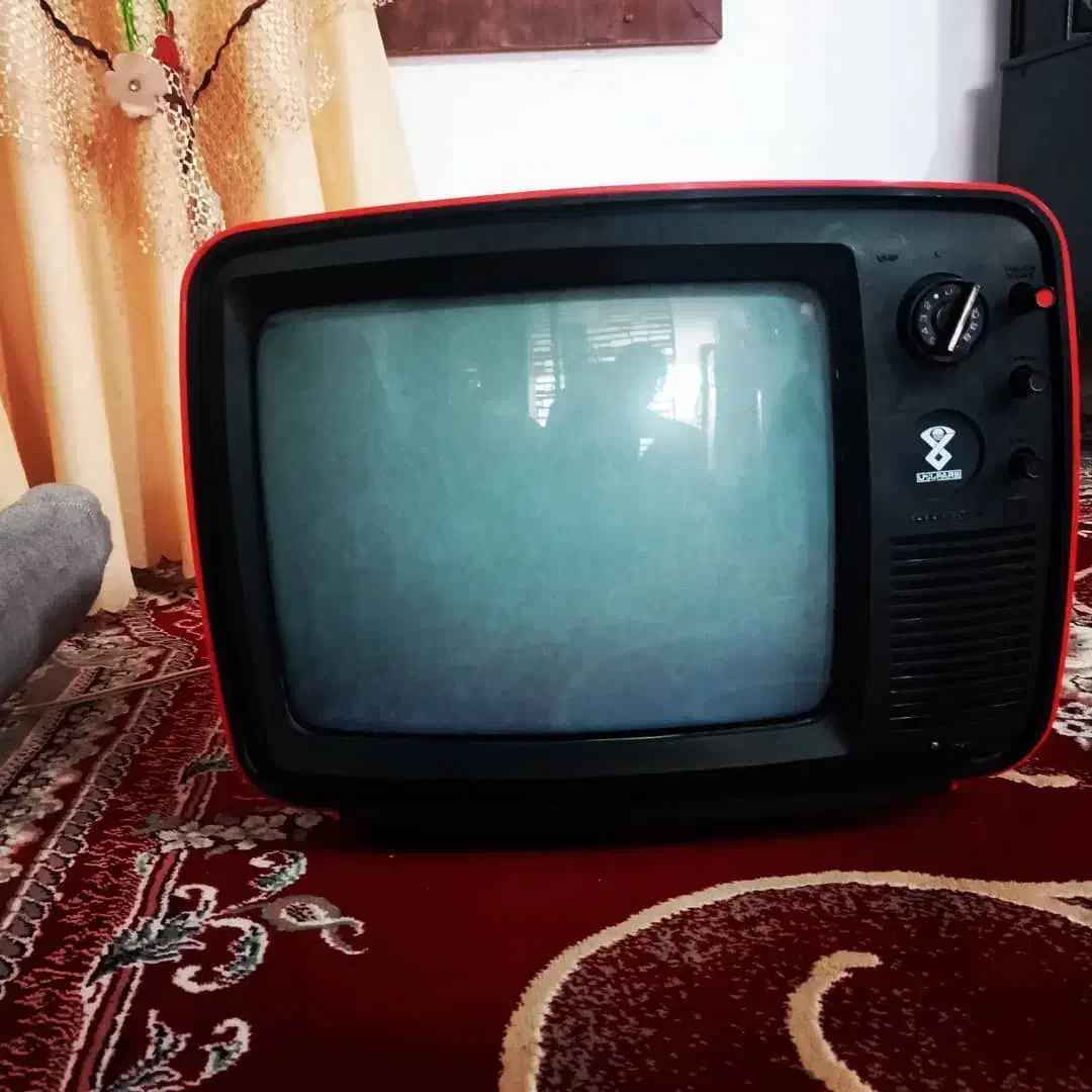 تلویزیون سیاه سفید|تلویزیون و پروژکتور|سبزوار, ولیعصر (نجار آباد)|دیوار