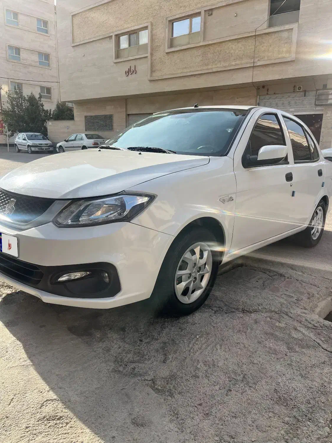 ساینا مدل ۱۴۰۳درحد صفر|خودرو سواری و وانت|شیراز, عادل آباد|دیوار