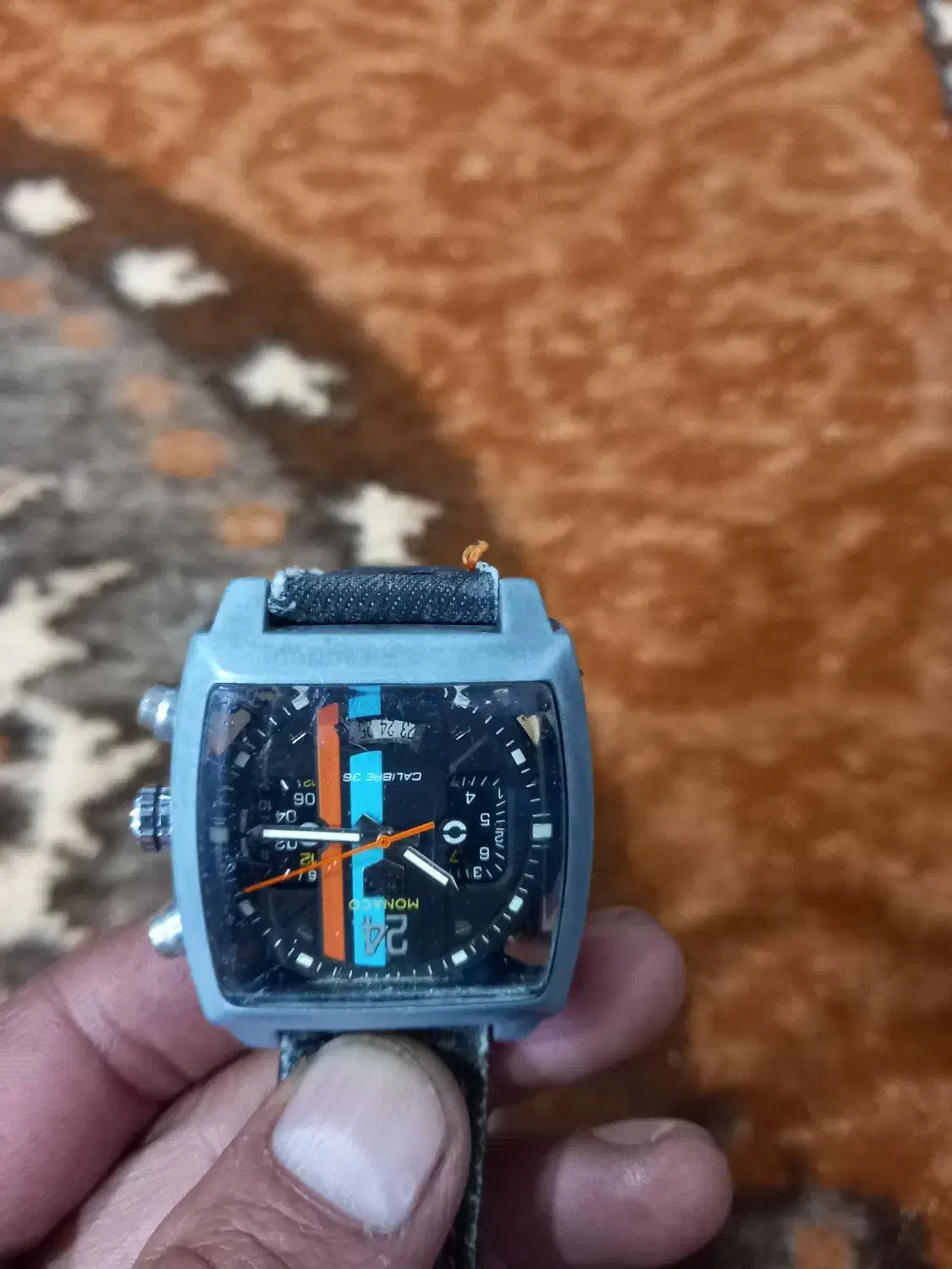 سلام یک ساعت موچی باارزش به مزایده میزارم|ساعت|نوشین شهر, |دیوار