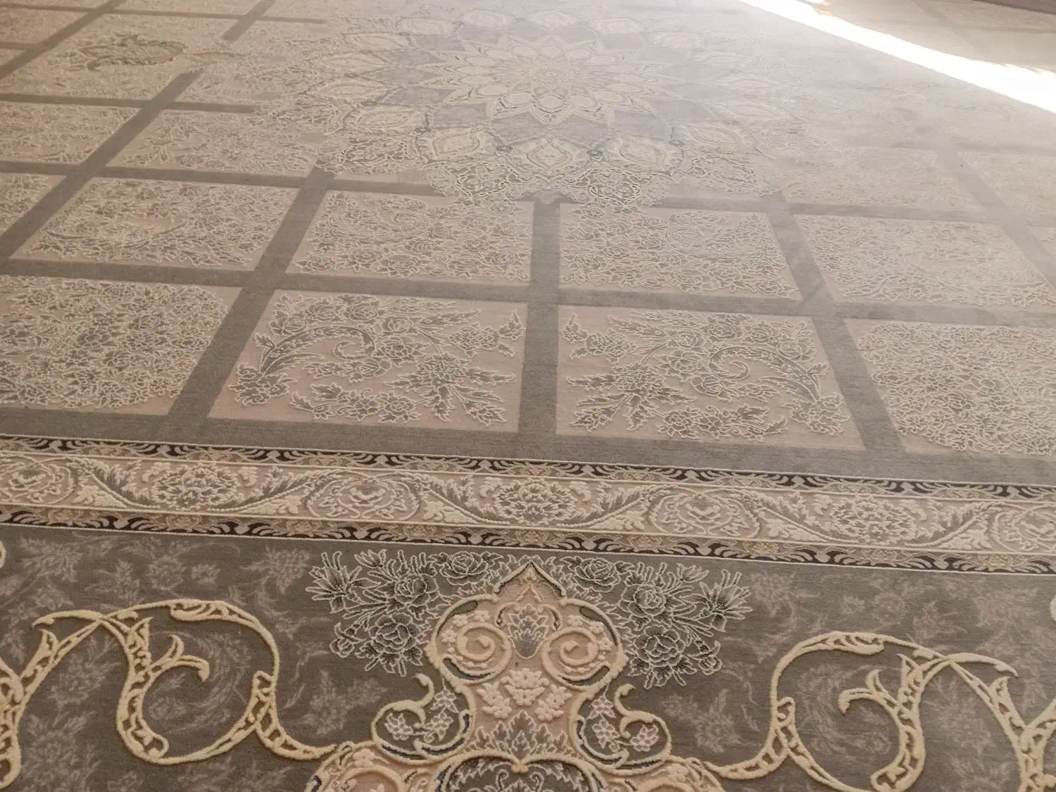 فروش دو تخته فرش ۱۲ متری ۱۵۰۰شانه|فرش|نور, |دیوار