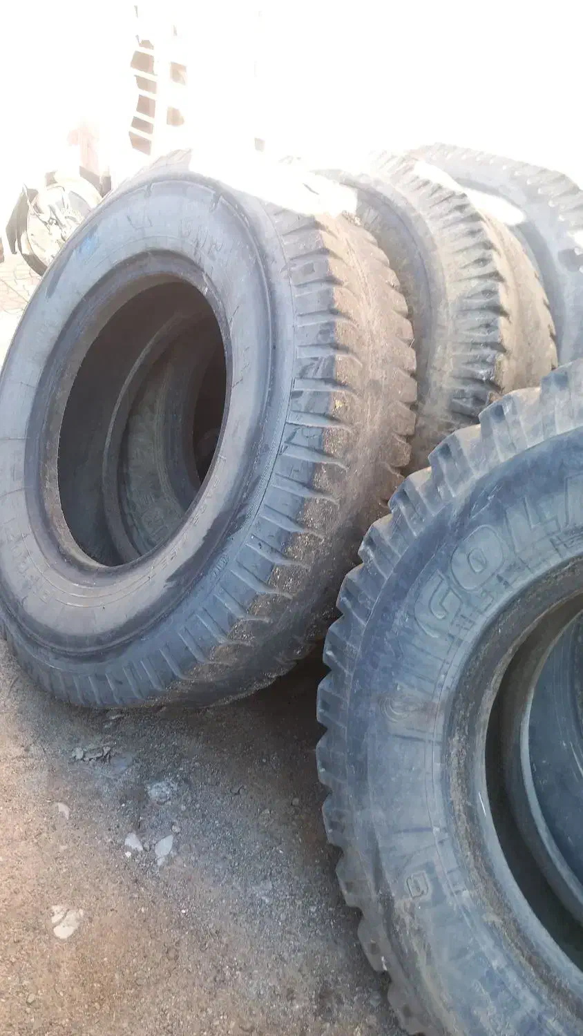 فروش لاستیک کارکرده بزرگ|قطعات یدکی و لوازم جانبی|مرند, |دیوار