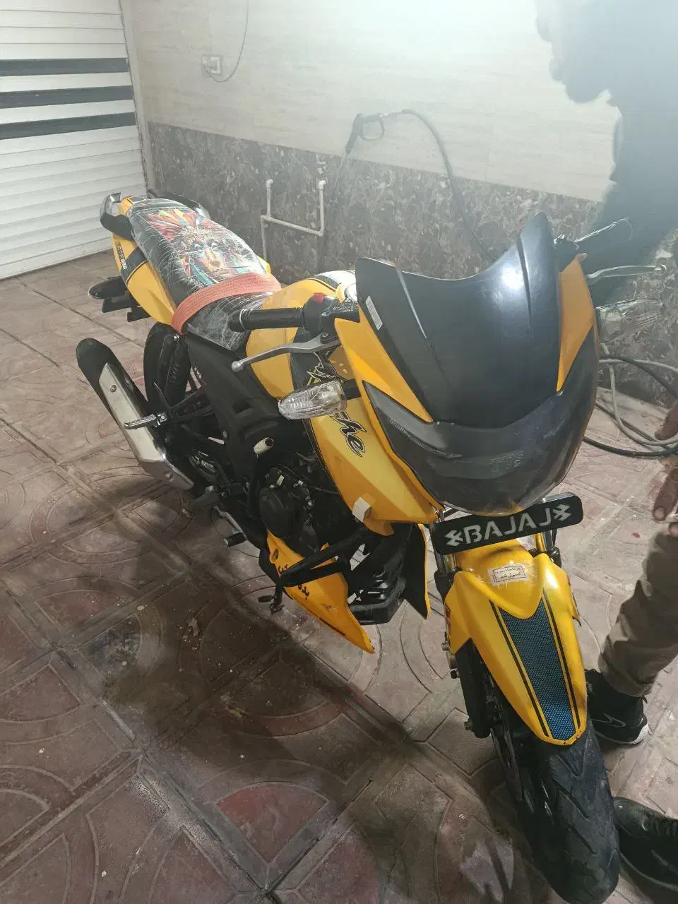 موتور آپاچی 150 مدل 95 بیمه یک ماه قیمت 11000000|موتورسیکلت|یونسی, |دیوار