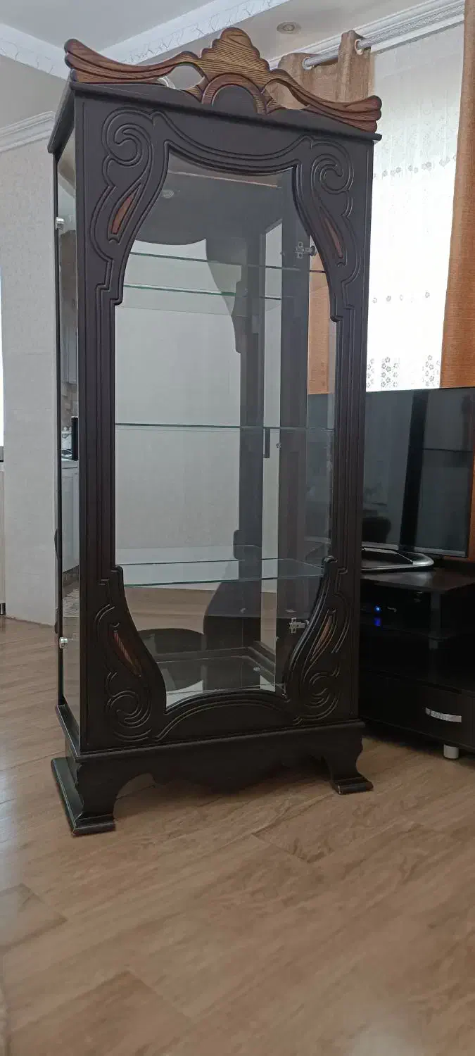 بوفه|بوفه، ویترین، کنسول|صومعه‌سرا, |دیوار