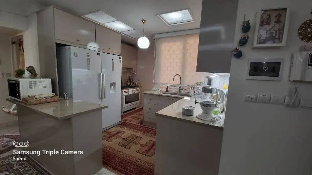 ۶۲ متر ۲ خواب طبقه سوم سندی کمالی تخلیه معطل نکنید|فروش آپارتمان|تهران, منیریه|دیوار