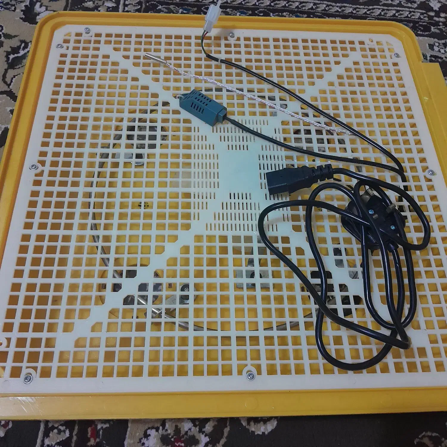 فروش دستگاه جوجه کشی ۴۸تایی نو بدون استفاده|لوازم جانبی حیوانات|بندرعباس, |دیوار