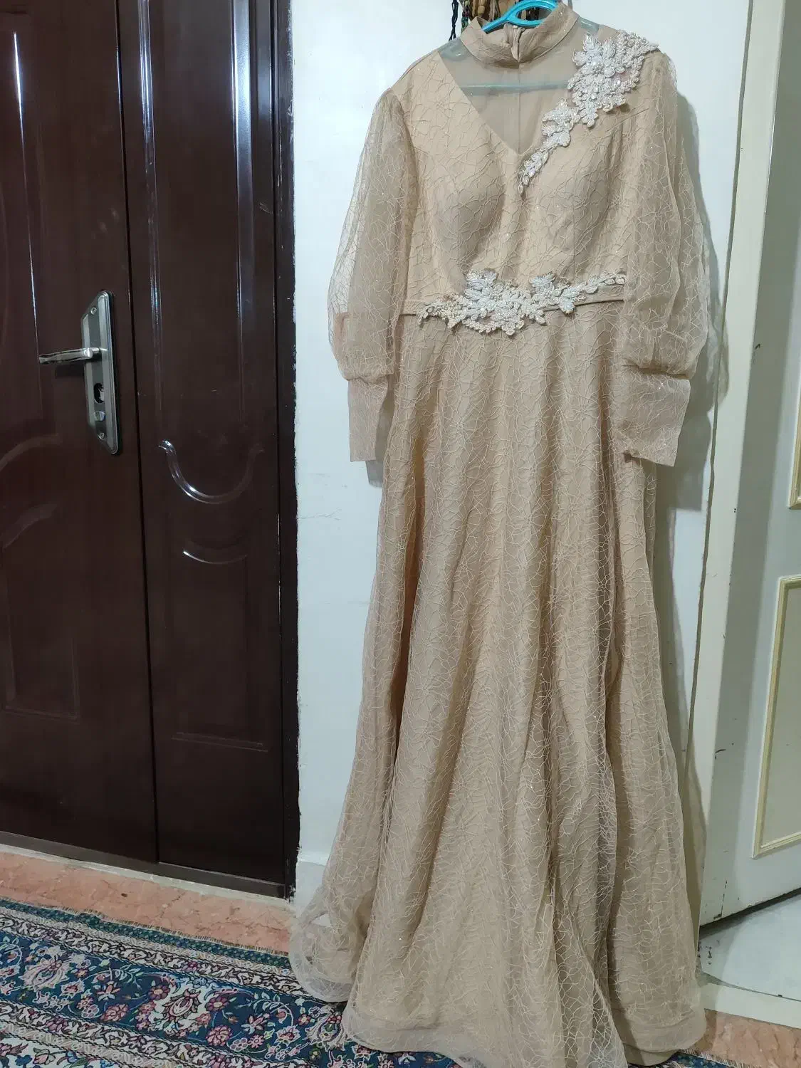 لباس مجلسی|لباس|خرمآباد, |دیوار