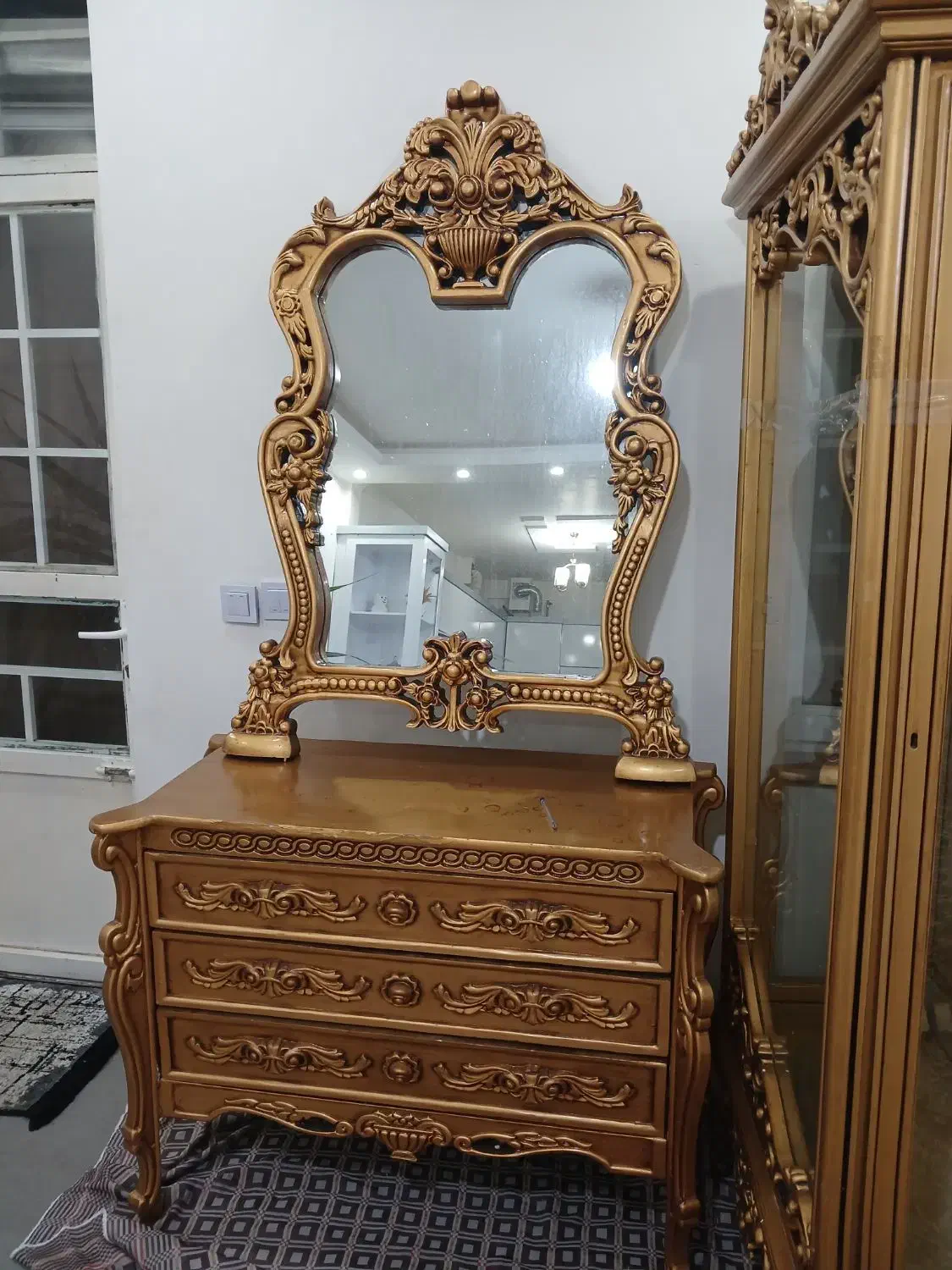 اینه دراور و گنجه|جاکفشی، کمد، دراور|چناران, |دیوار