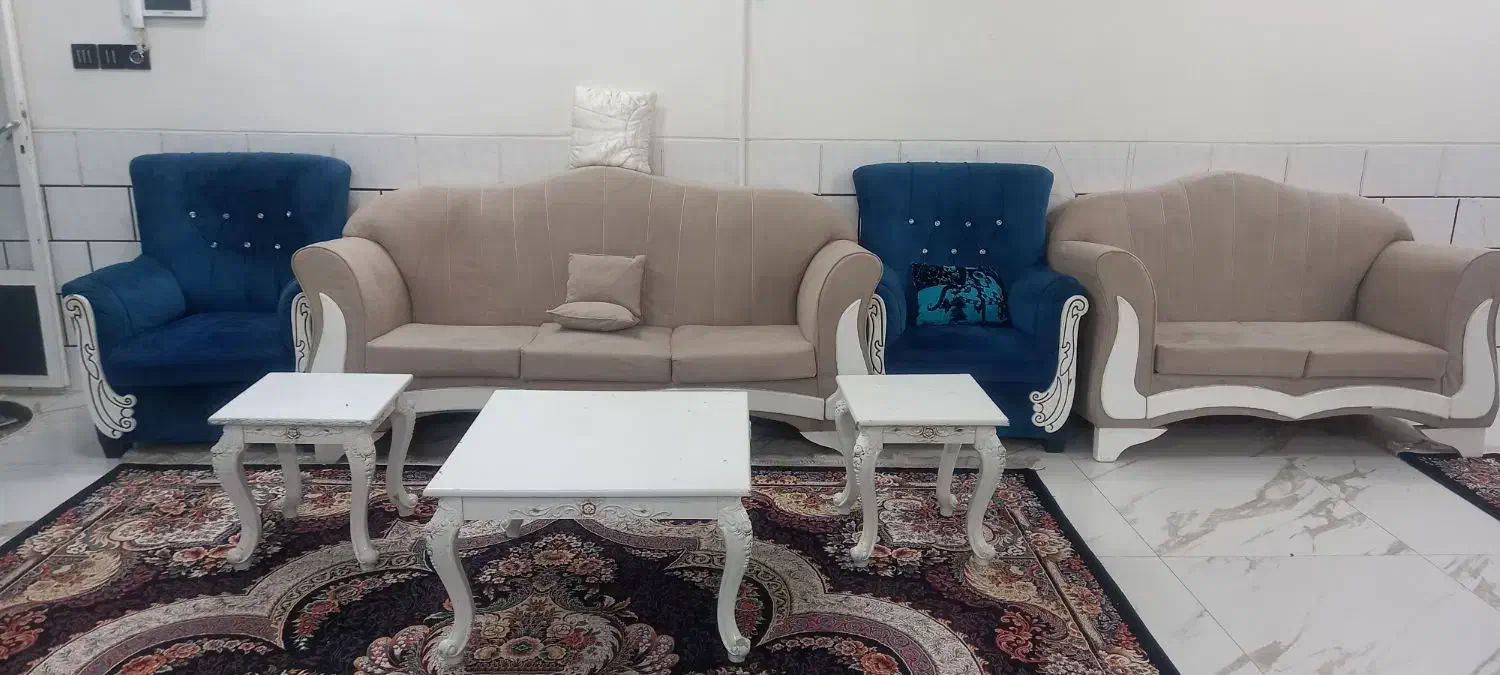 مبل دست دوم خانگی|مبلمان خانگی و میز عسلی|ابریشم, |دیوار