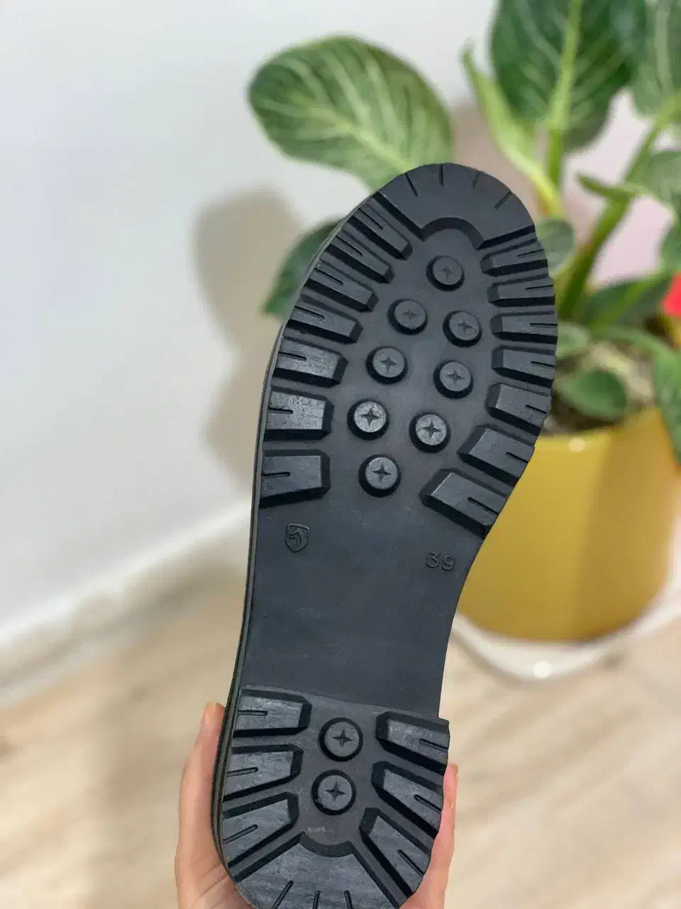 نیم پوتین زنانه|کیف، کفش، کمربند|سنندج, |دیوار