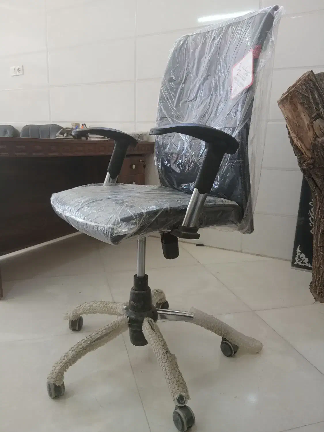 میز و صندلی اداری|دفتر کار|اراک, |دیوار