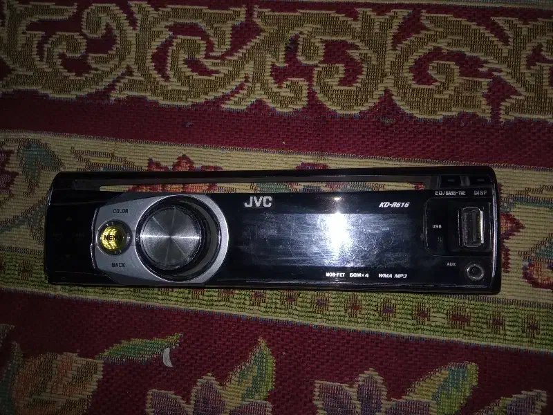 کفی جی وی سی گمشده|اشیا|زابل, |دیوار