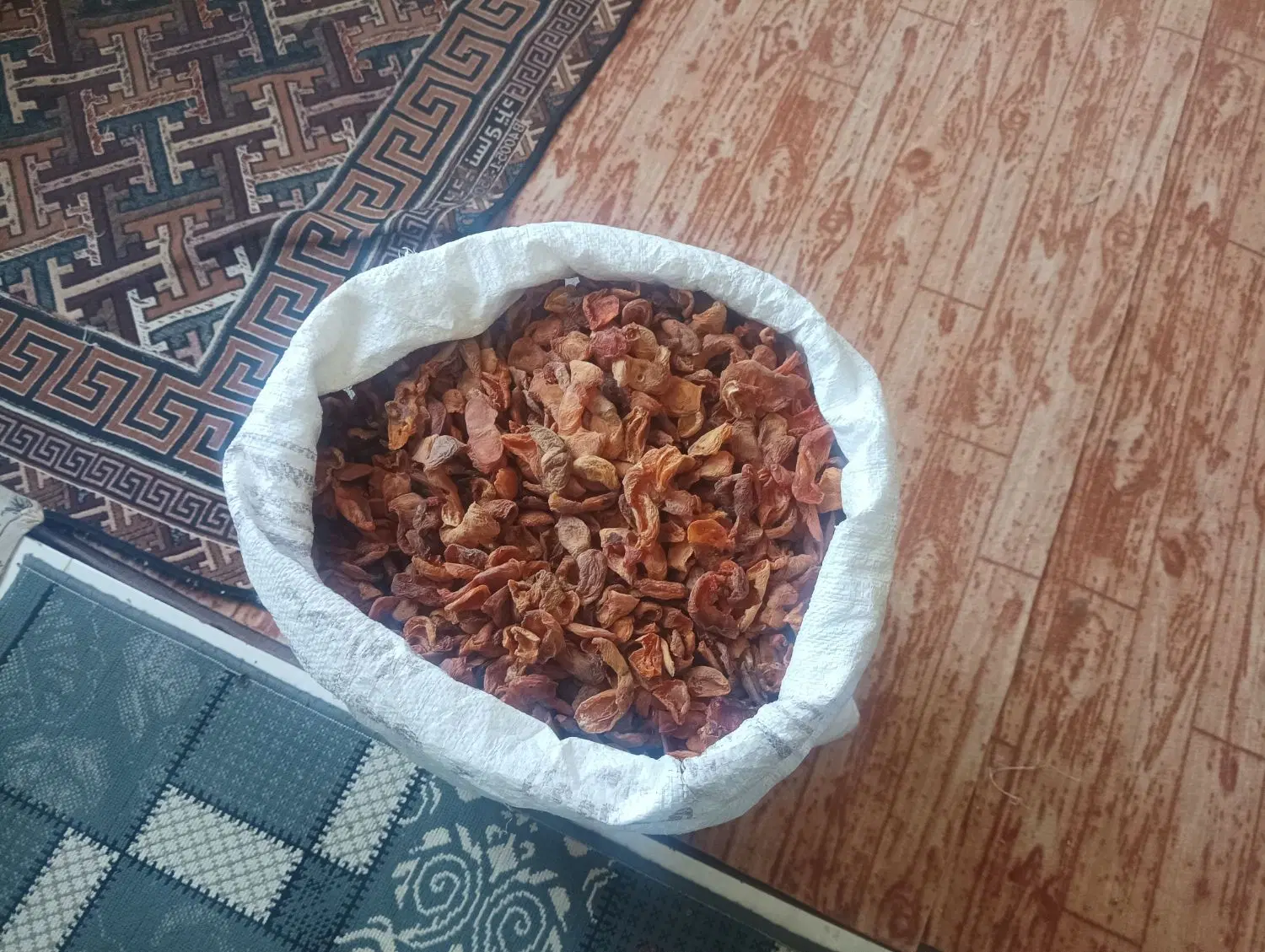 قیسی|خوردنی و آشامیدنی|ایجرود, |دیوار