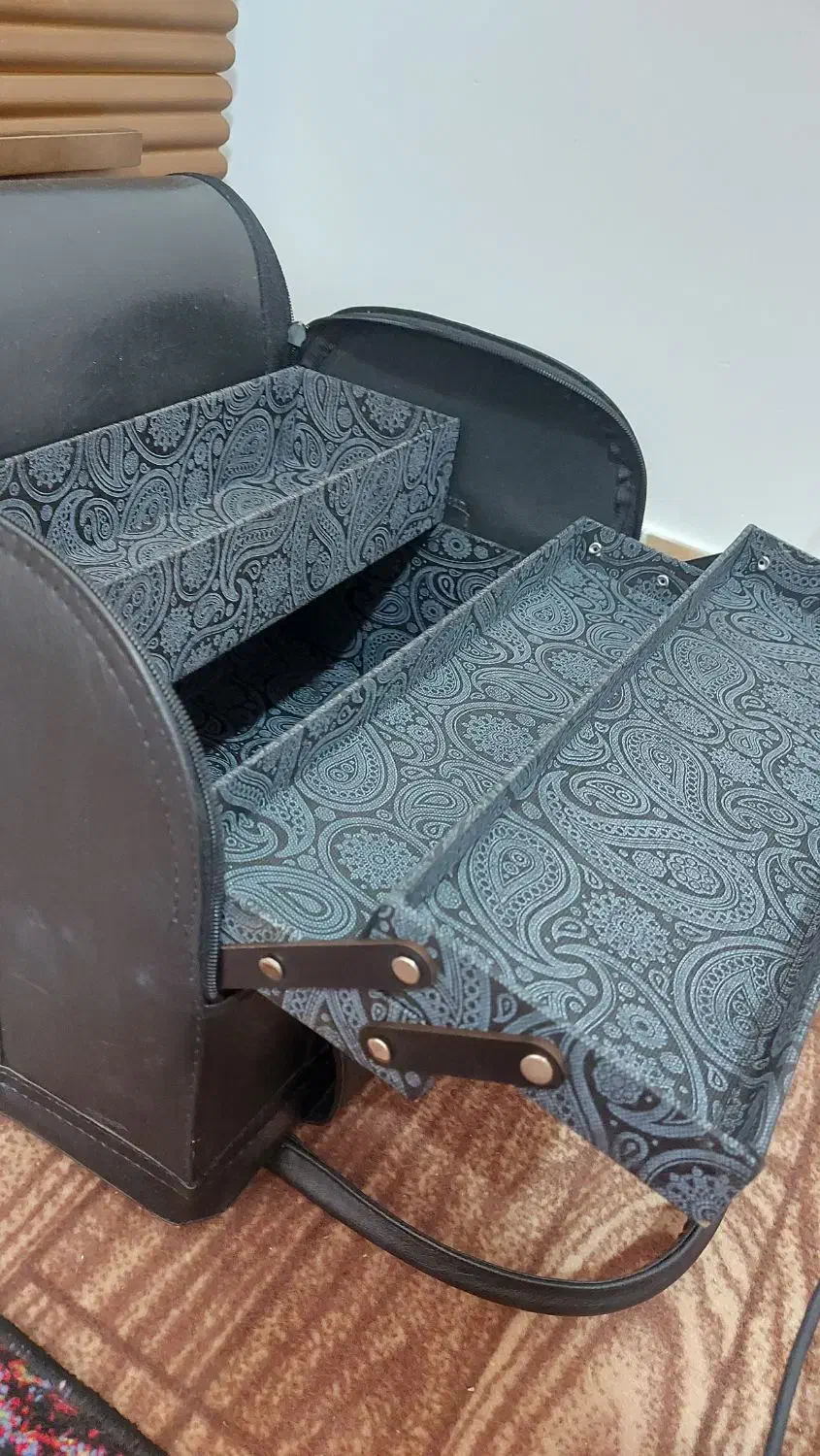 وسایل ناخن|آرایشی، بهداشتی، درمانی|رشت, نظری|دیوار