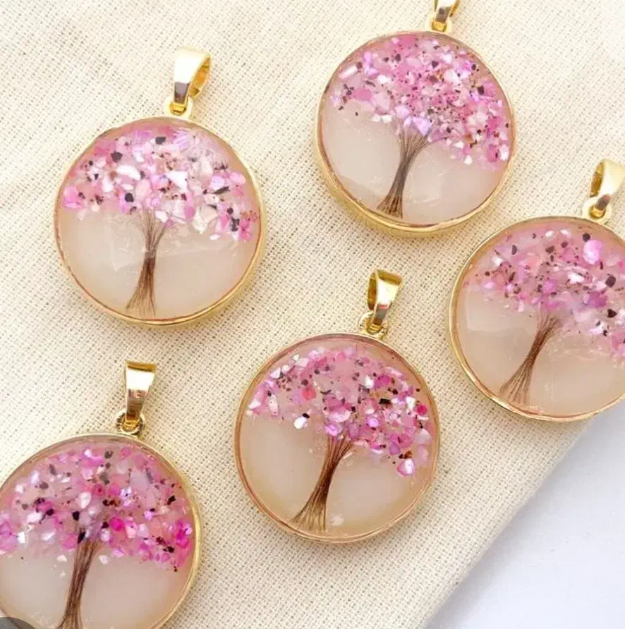 گردنبند رزینی با عکس و مو|جواهرات|مرودشت, ابوذر شمالی|دیوار