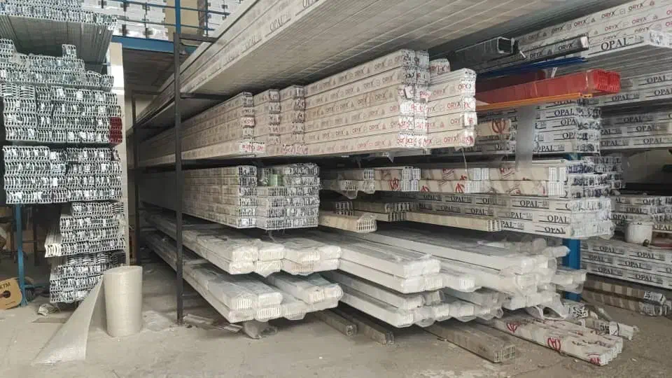 درب اتوماتیک کرکره ،رول آپ ،برقی|خدمات پیشه و مهارت|فلاورجان, |دیوار