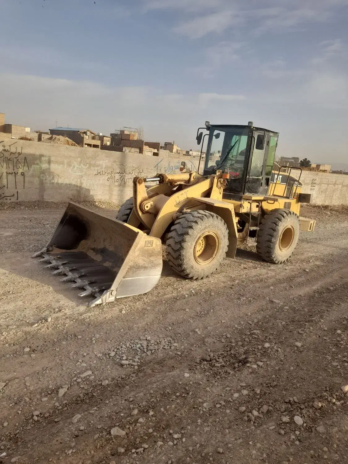 لودر۹۳۸J|خودرو سنگین|پاکدشت, پاکدشت (مامازند)|دیوار