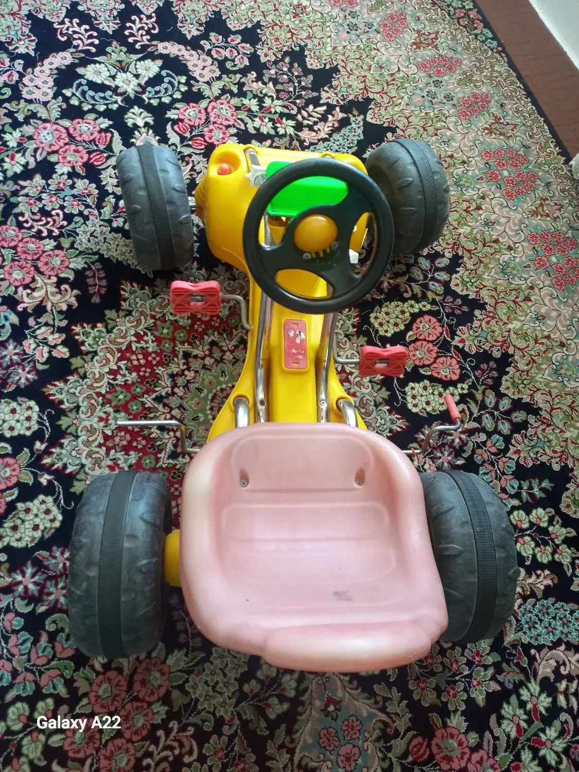 ماشین چهارچرخ فرمان دار|اسباب و اثاث بچه|اردبیل, |دیوار