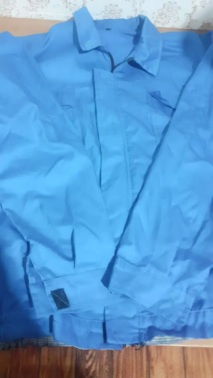 لباس کار|لباس|مسجد سلیمان, |دیوار