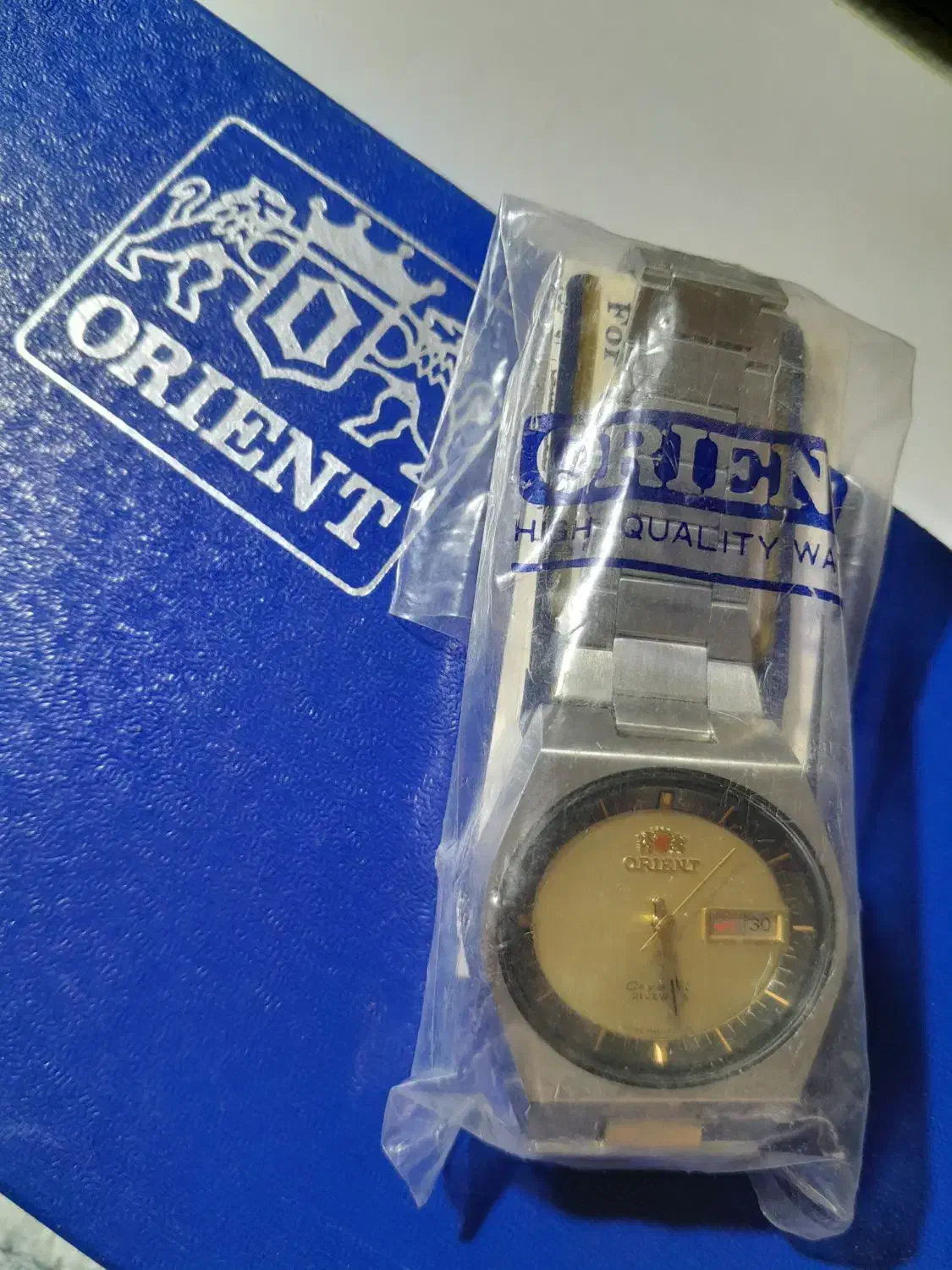 اورینت کلاهخود اتوماتیک عتیقه ۵۰ سال ۲۱جواهر آکبند|ساعت|تهران, فرمانیه|دیوار