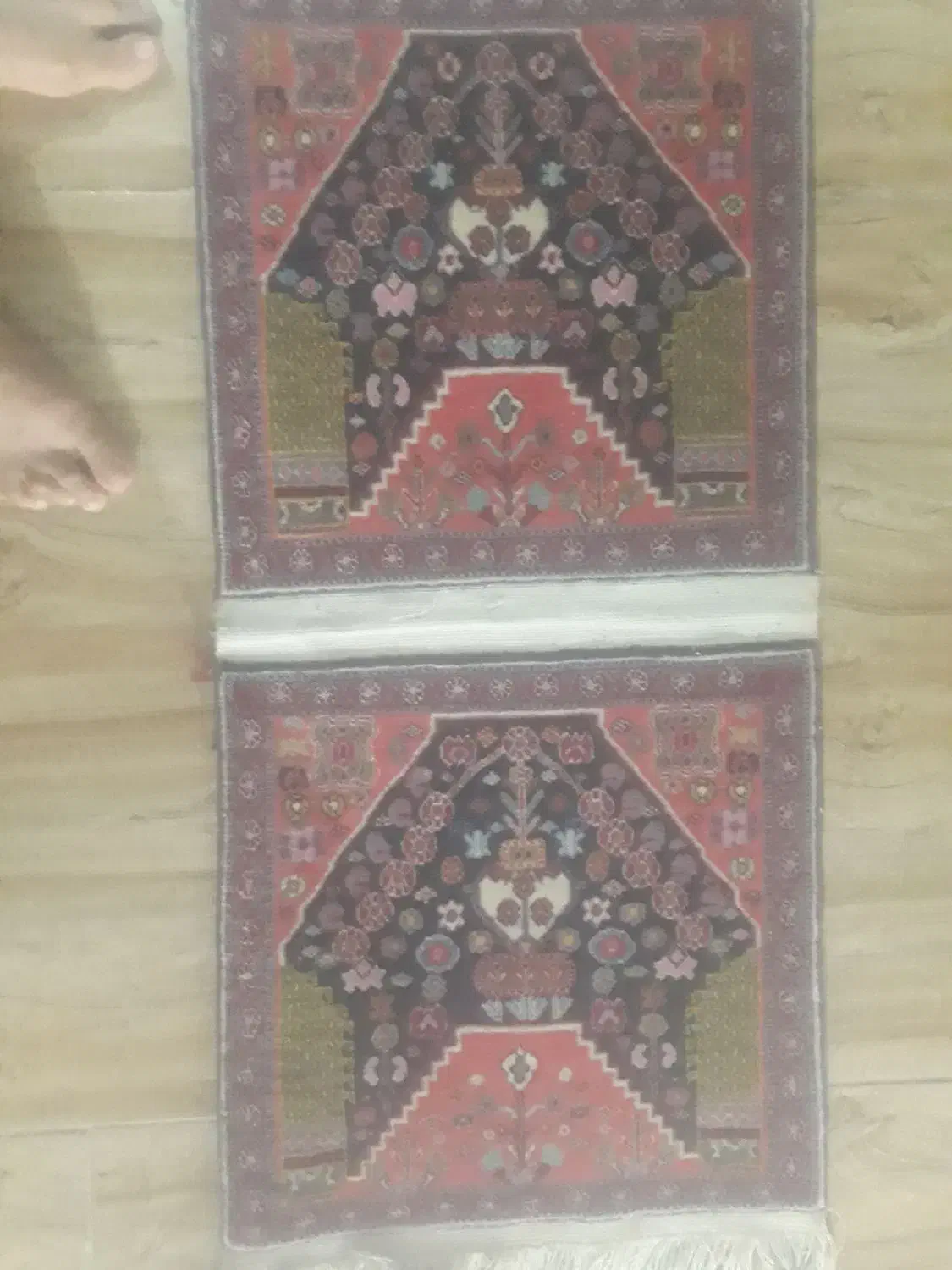 یه جفت ۴۰ در۴۰|کلکسیون اشیاء عتیقه|صدرا-فارس, فاز ۱|دیوار