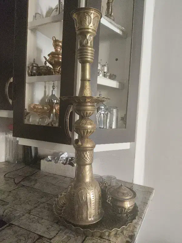 قلیان برنجی|کلکسیون اشیاء عتیقه|یاسوج, |دیوار